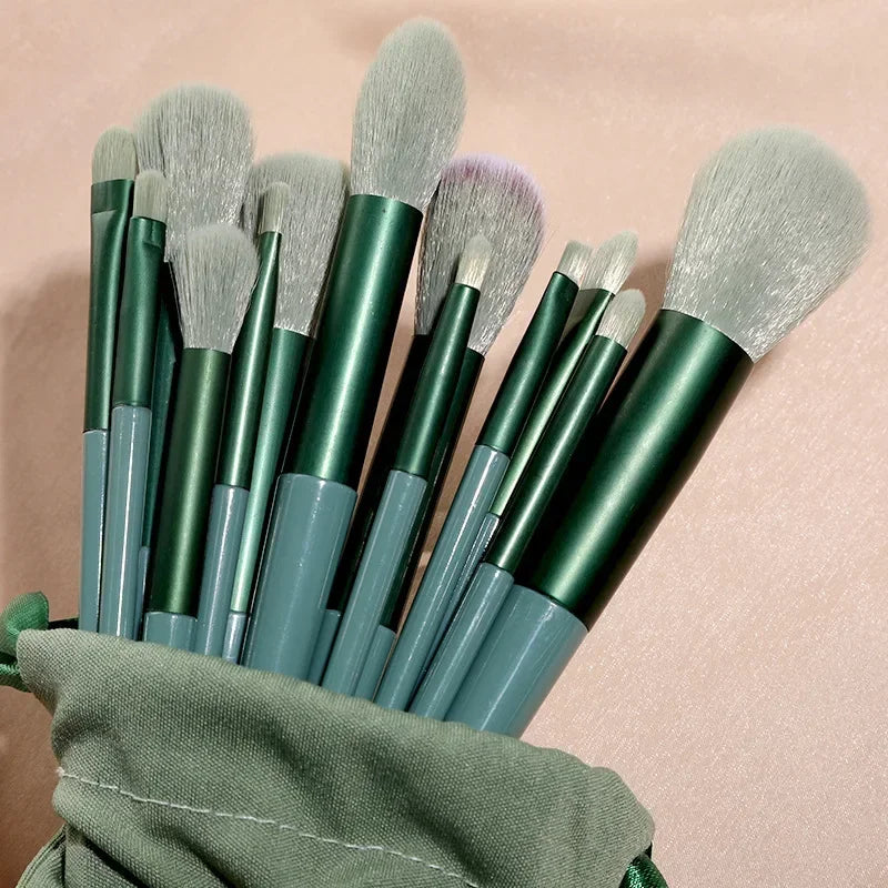 Set de 22 pinceaux de maquillage avec pochette